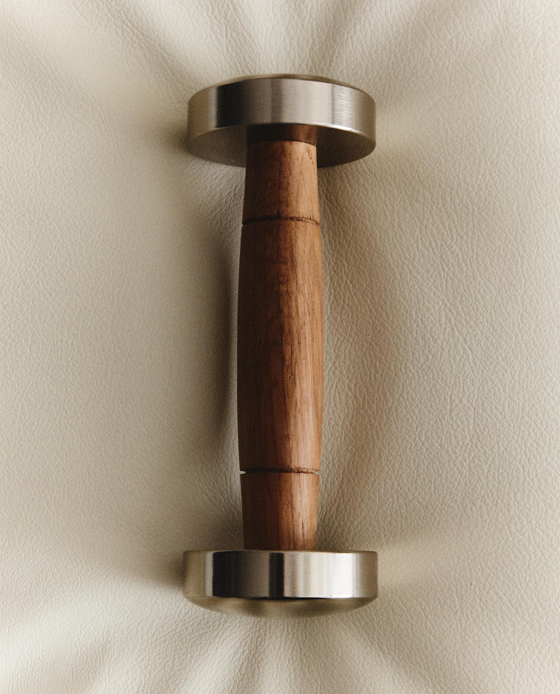 OAK WOOD AND STEEL DUMBBELL product thumbnail 11