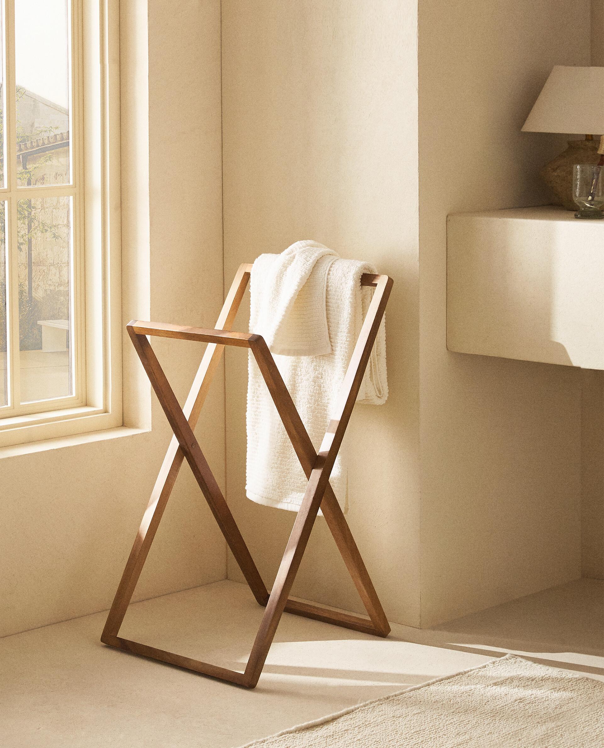 ACACIA WOOD TOWEL RACK product thumbnail 12
