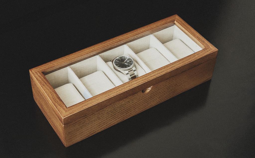WOODEN WATCH BOX WOODEN WATCH BOX