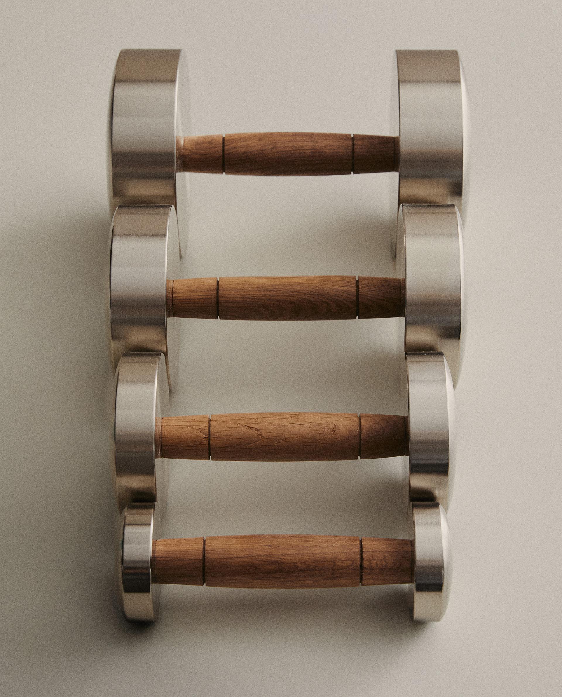 OAK WOOD AND STEEL DUMBBELL product thumbnail 4