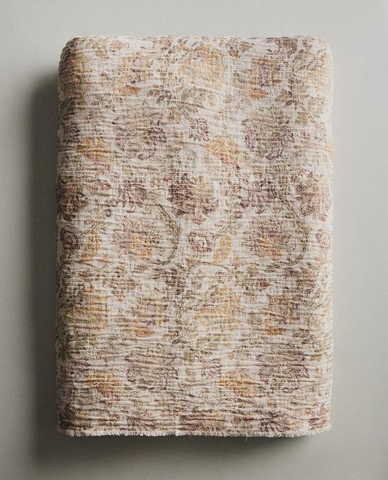 KATOENEN DEKEN MET BLOEMEN KATOENEN DEKEN MET BLOEMEN