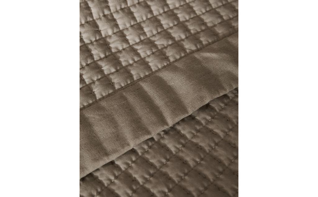 MICROFIBRE QUILT