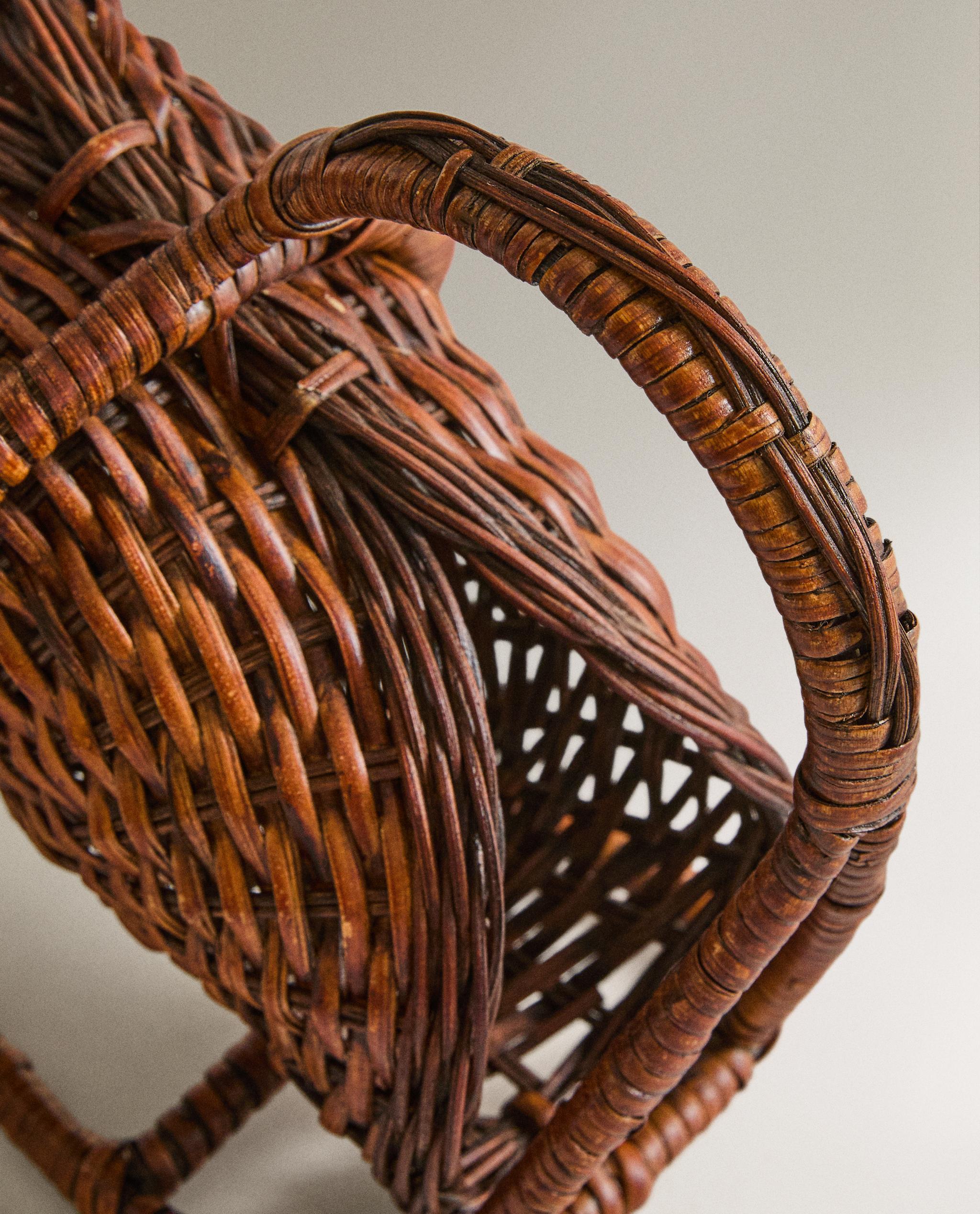 RATTAN BOTTLE STAND product thumbnail 6