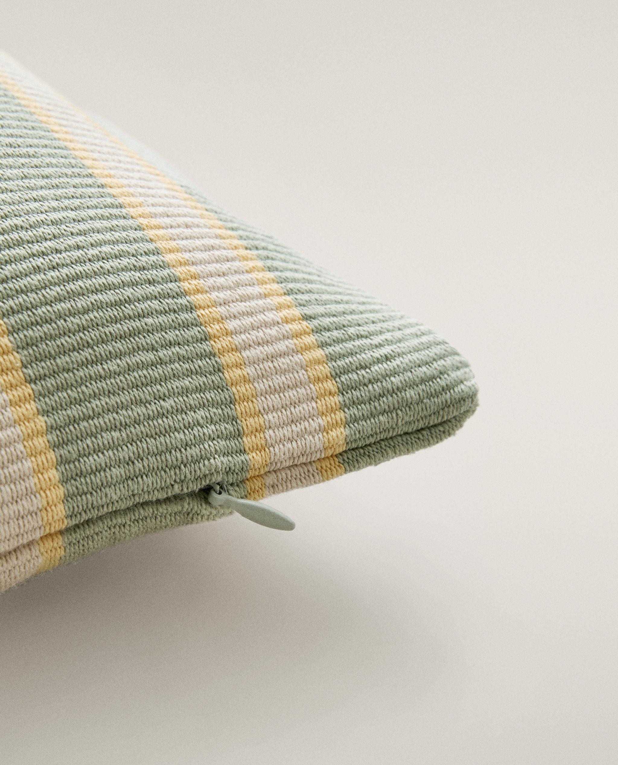 STRIPED CUSHION COVER product thumbnail 4