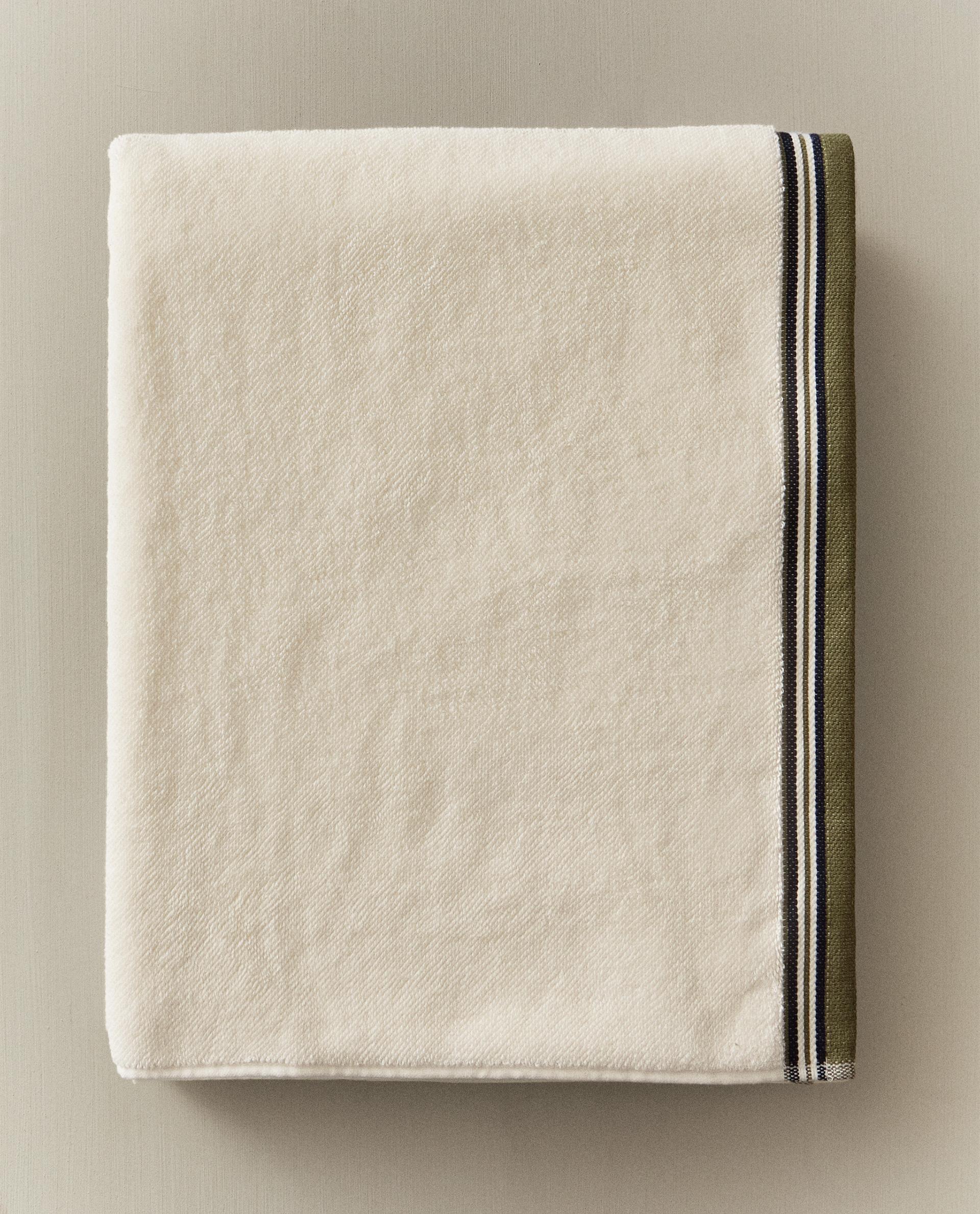 RICE STITCH BATH TOWEL WITH BORDER RICE STITCH BATH TOWEL WITH BORDER