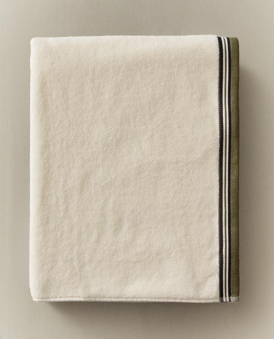 RICE STITCH BATH TOWEL WITH BORDER RICE STITCH BATH TOWEL WITH BORDER