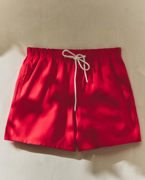 ROTE STRANDSHORTS