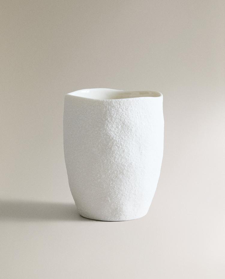 TEXTURED CERAMIC TOOTHBRUSH HOLDER