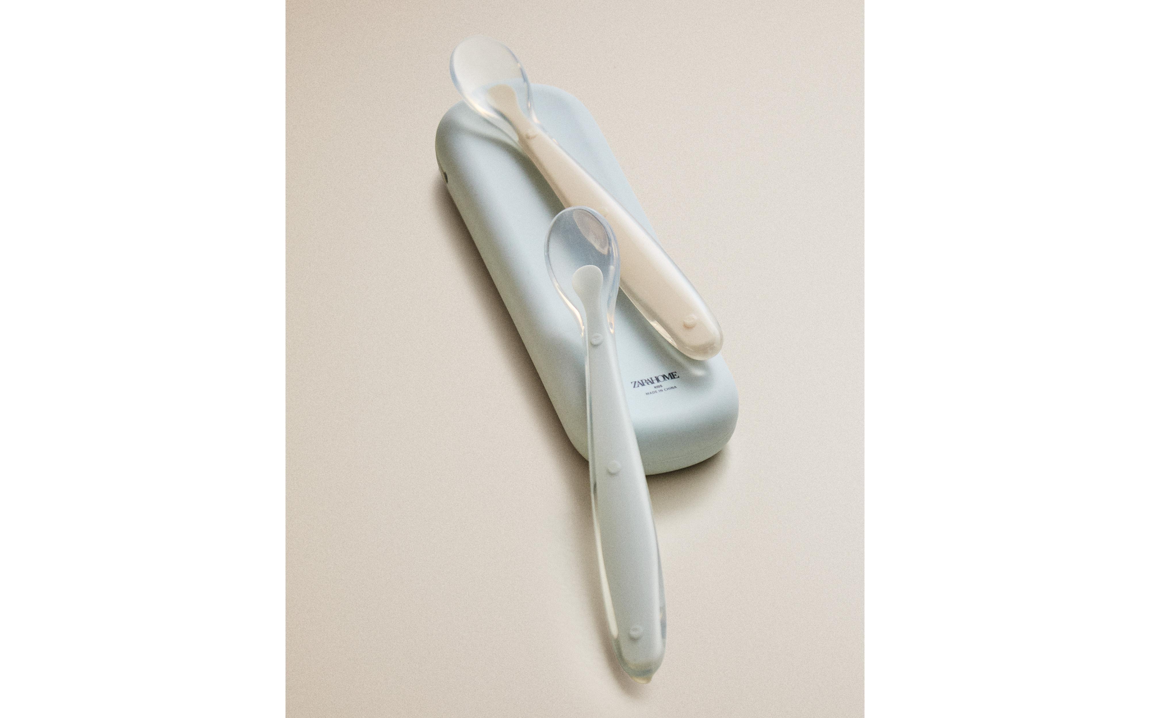 SET OF 2 CHILDREN'S SILICONE SPOONS product thumbnail 7