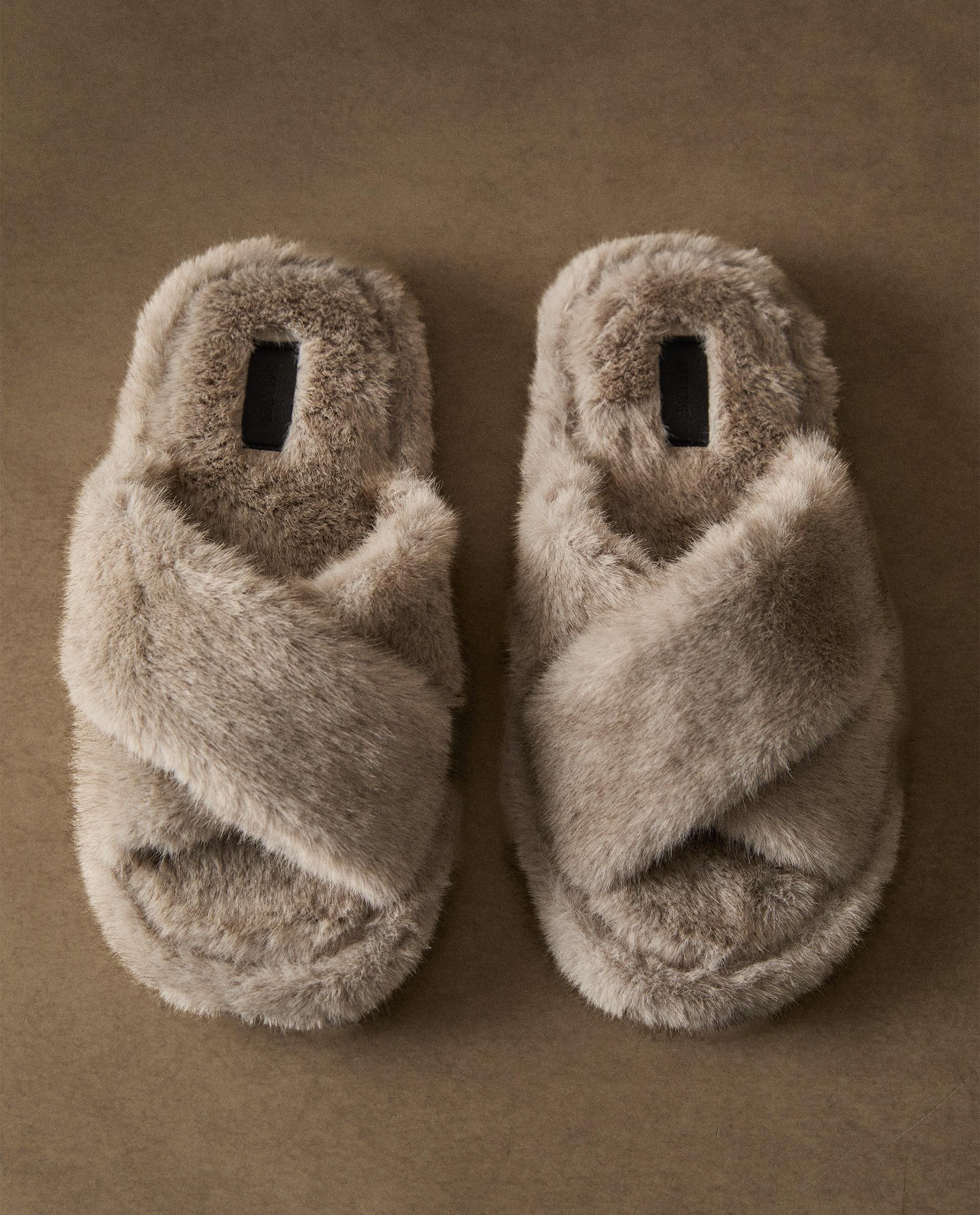 House Slippers Zara Fluffy Slippers CRISS-CROSS FAUX FUR SANDALS