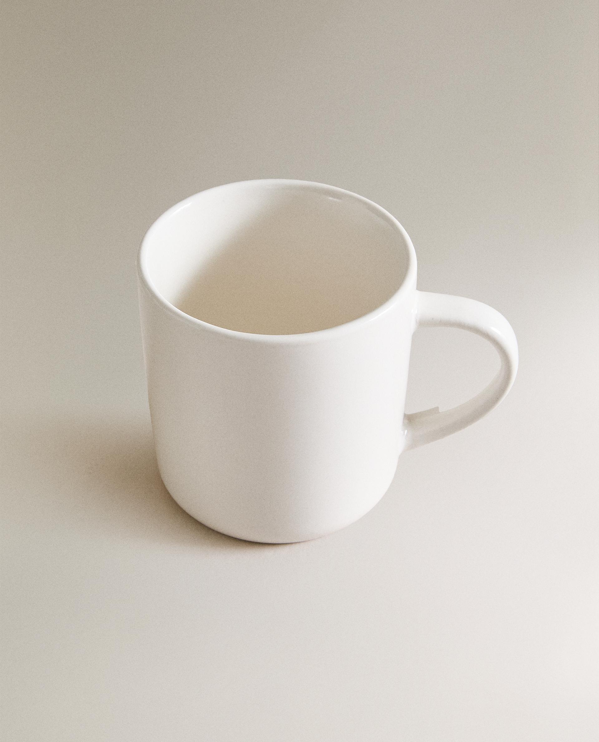 STONEWARE MUG