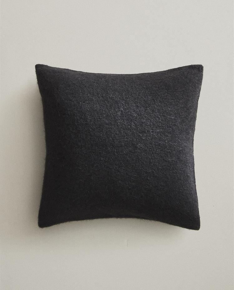 ПЛЕТЕНА КАЛЪФКА ЗА ДЕКОРАТИВНА ВЪЗГЛАВНИЦА ПЛЕТЕНА КАЛЪФКА ЗА ДЕКОРАТИВНА ВЪЗГЛАВНИЦА