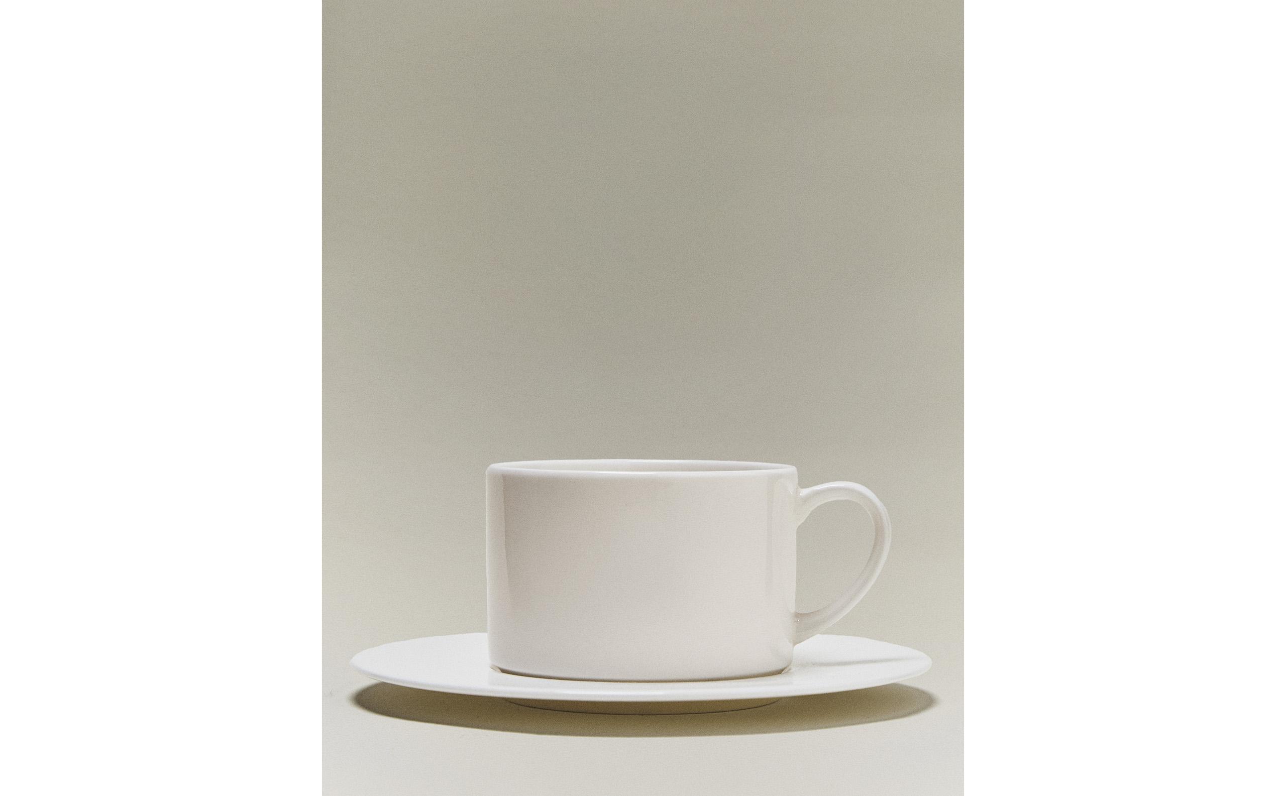 BONE CHINA TEACUP AND SAUCER product thumbnail 3