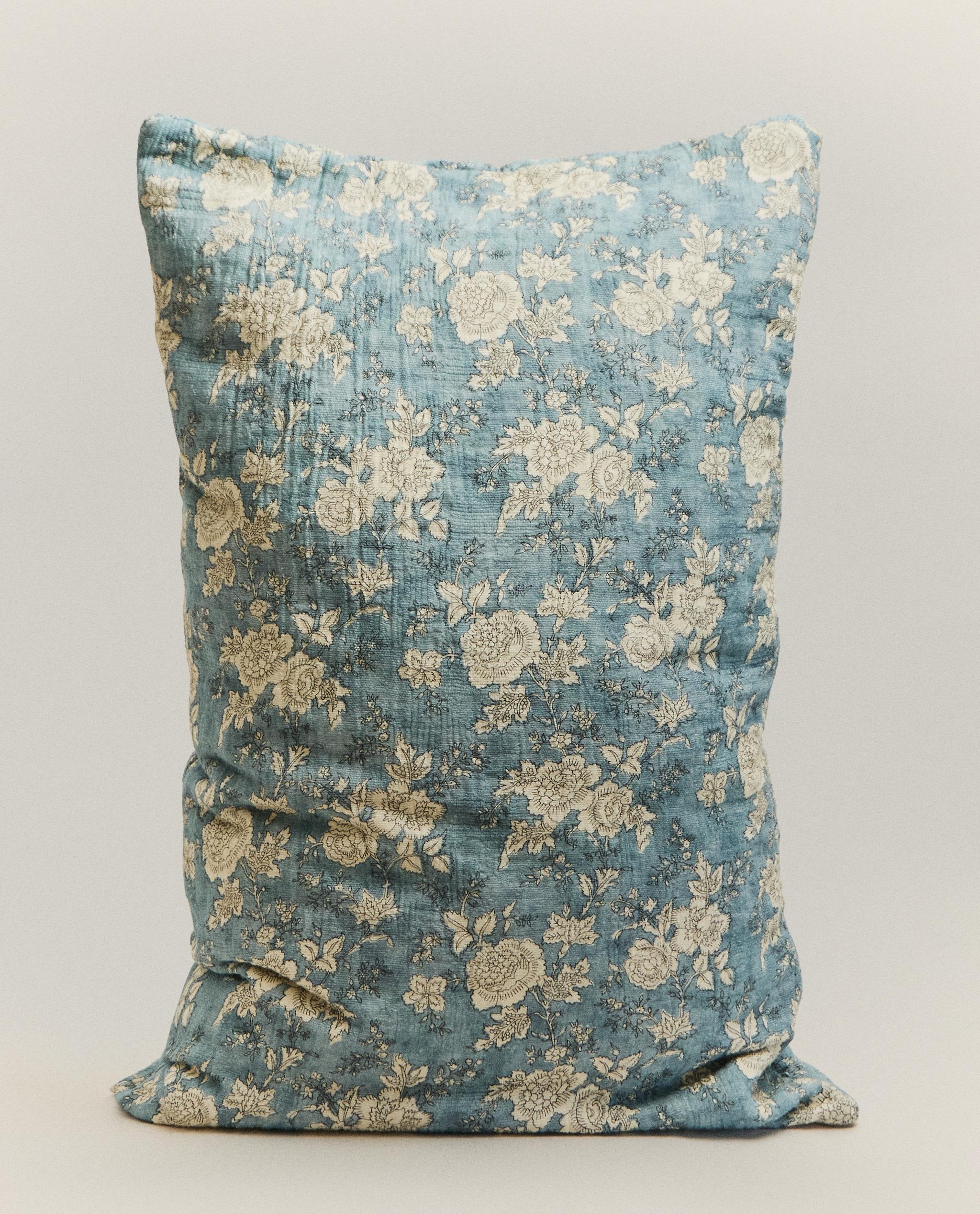 FLORAL PRINT CUSHION COVER product thumbnail 8