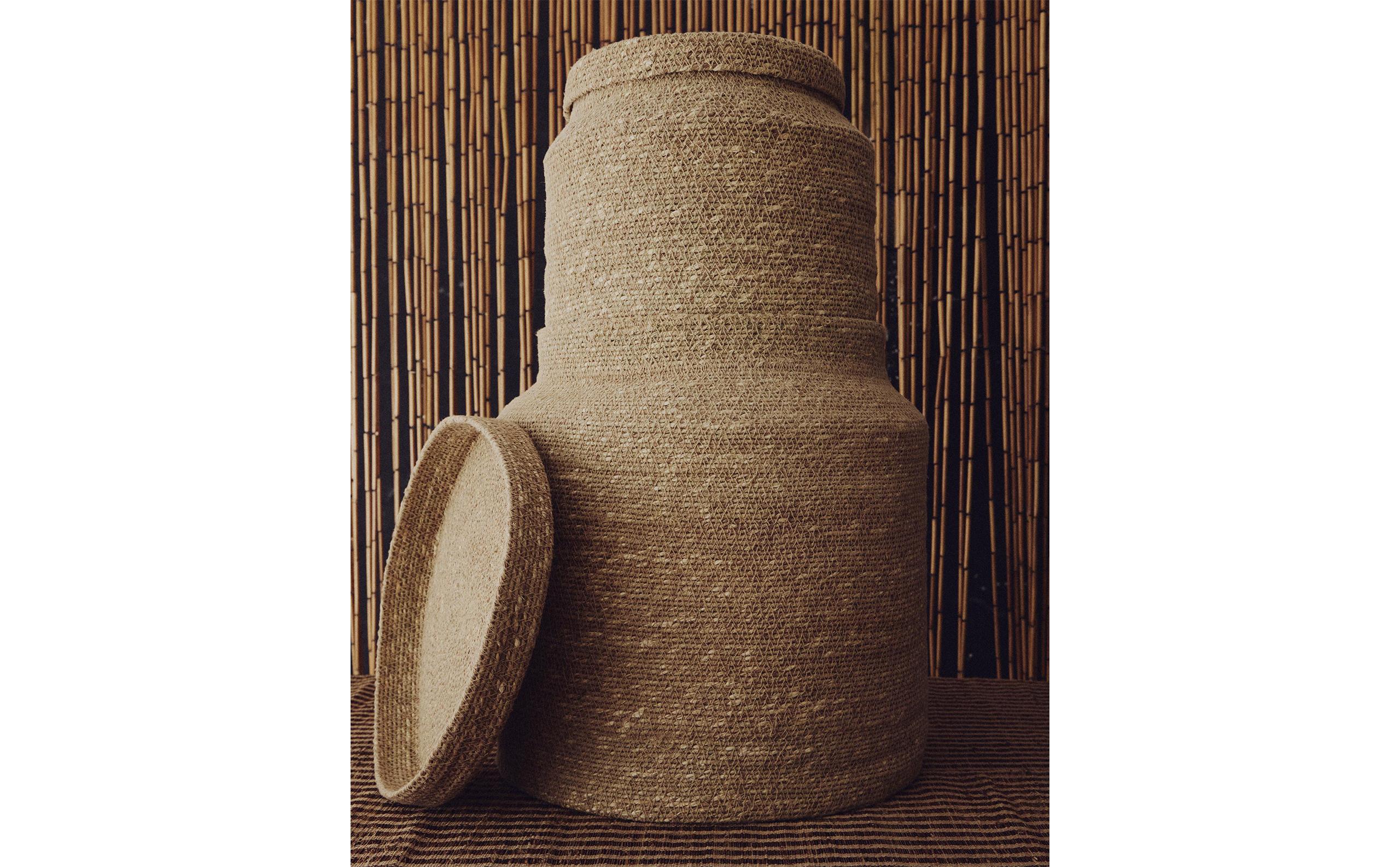 SEAGRASS BASKET WITH LID product thumbnail 8