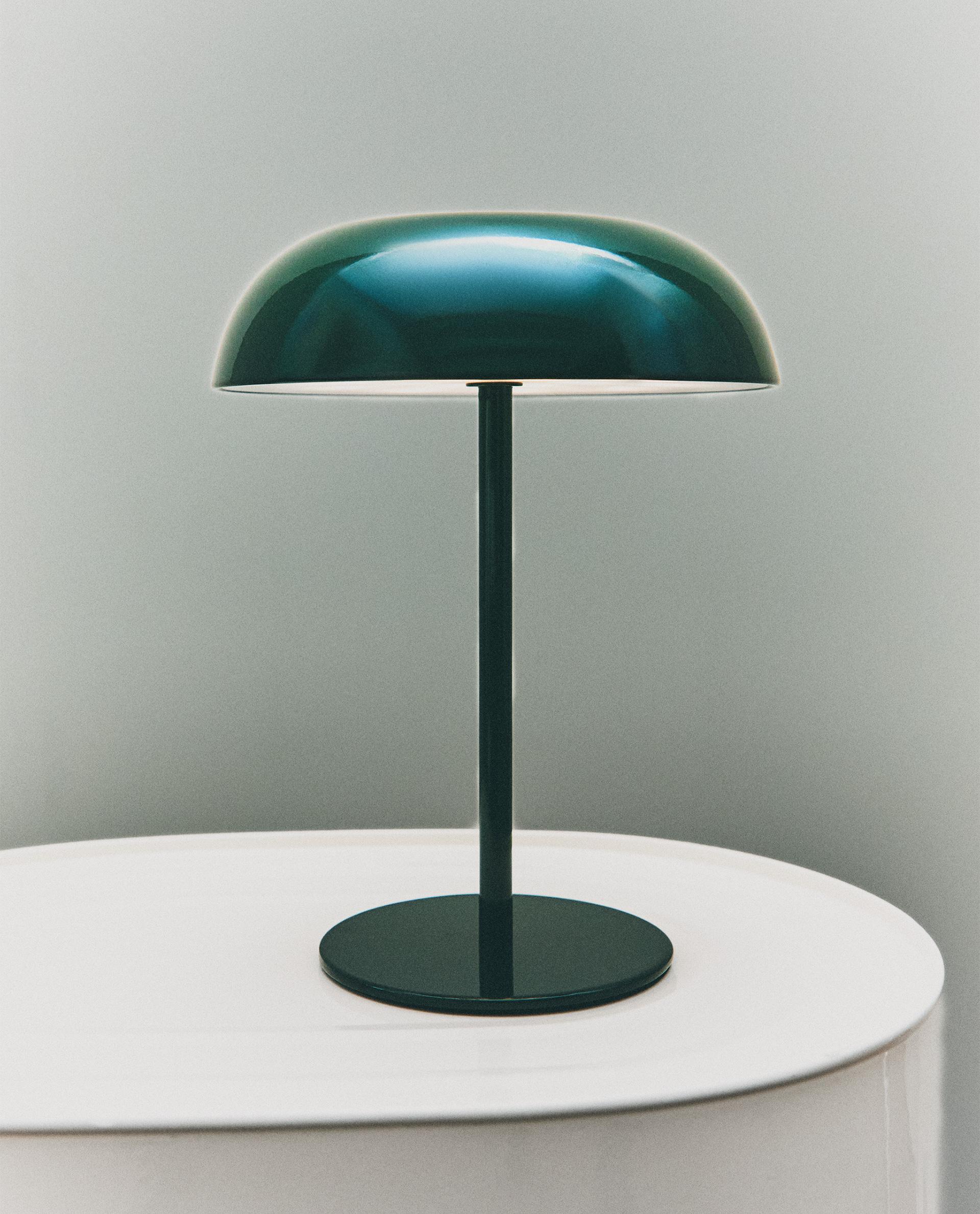 MONOCHROME TOUCH TABLE LAMP MONOCHROME TOUCH TABLE LAMP