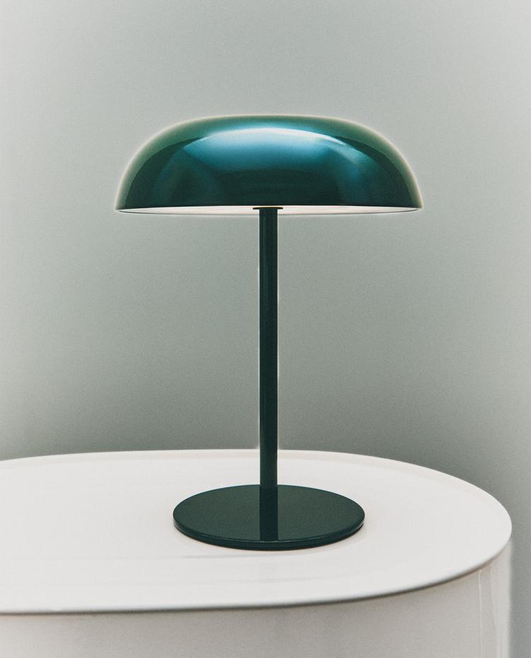 MONOCHROMATICKÁ DOTYKOVÁ STOLNÁ LAMPA MONOCHROMATICKÁ DOTYKOVÁ STOLNÁ LAMPA