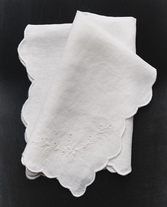 PACK SERVILLETAS LINO BORDADO FLORAL (PACK DE 2)