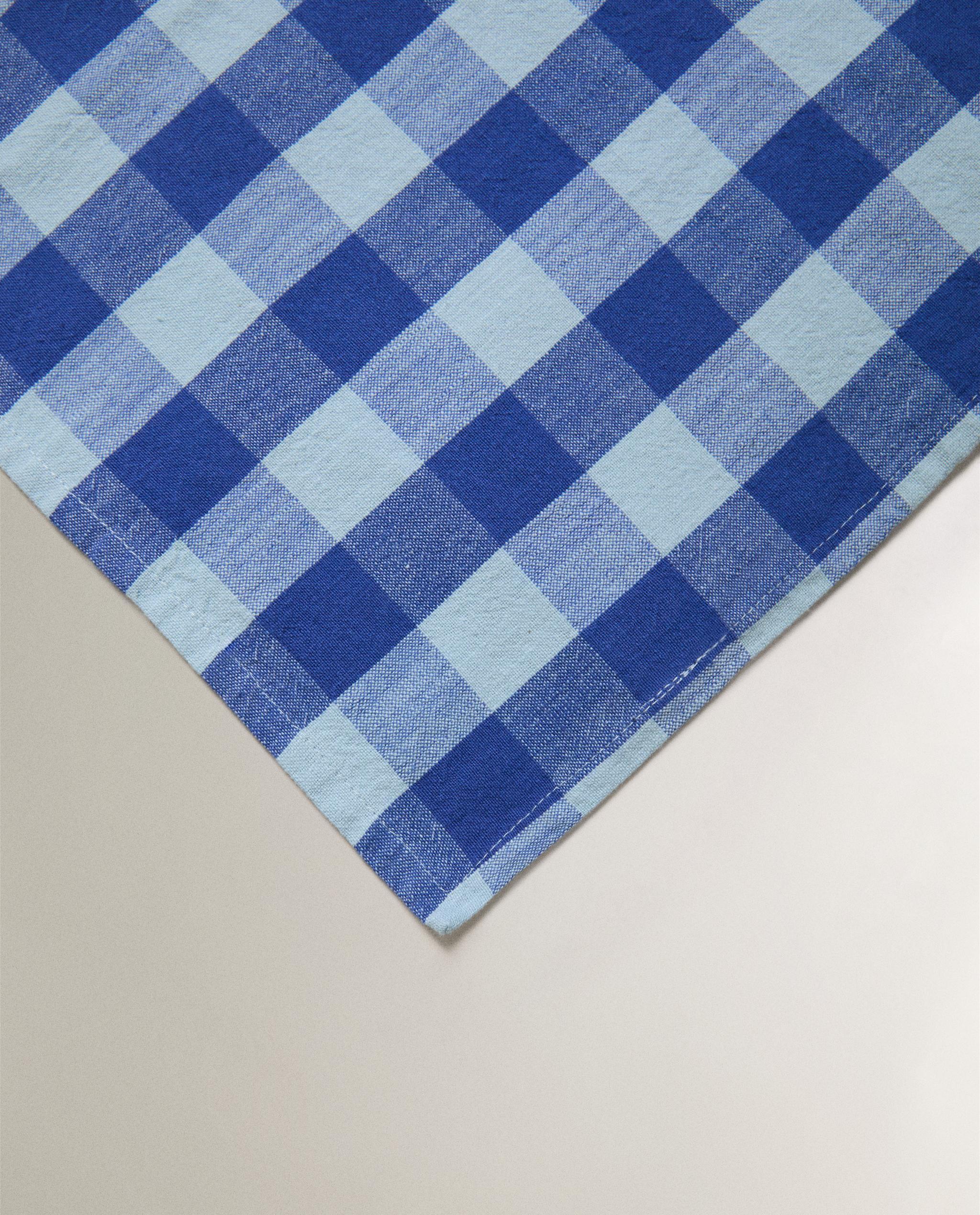 PACK OF CHECK NAPKINS (PACK OF 2) product thumbnail 3