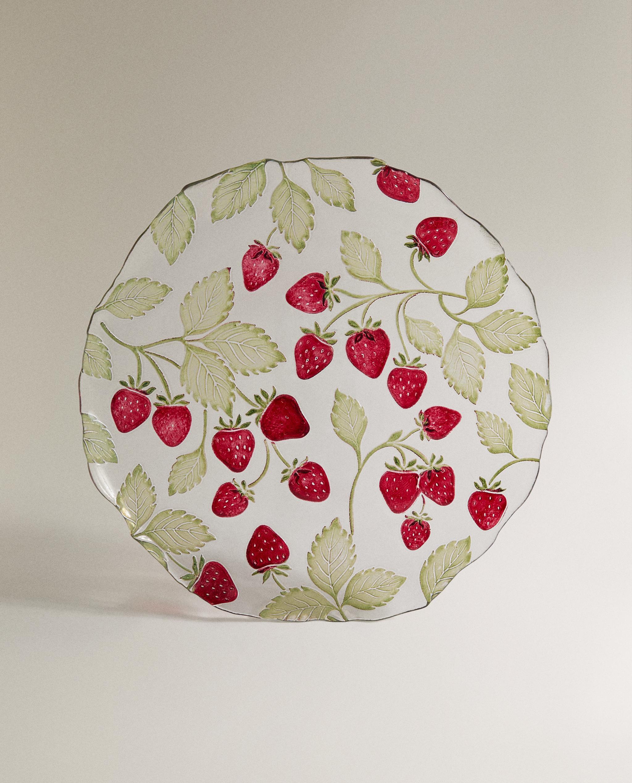 STRAWBERRY SERVICE PLATE product thumbnail 6