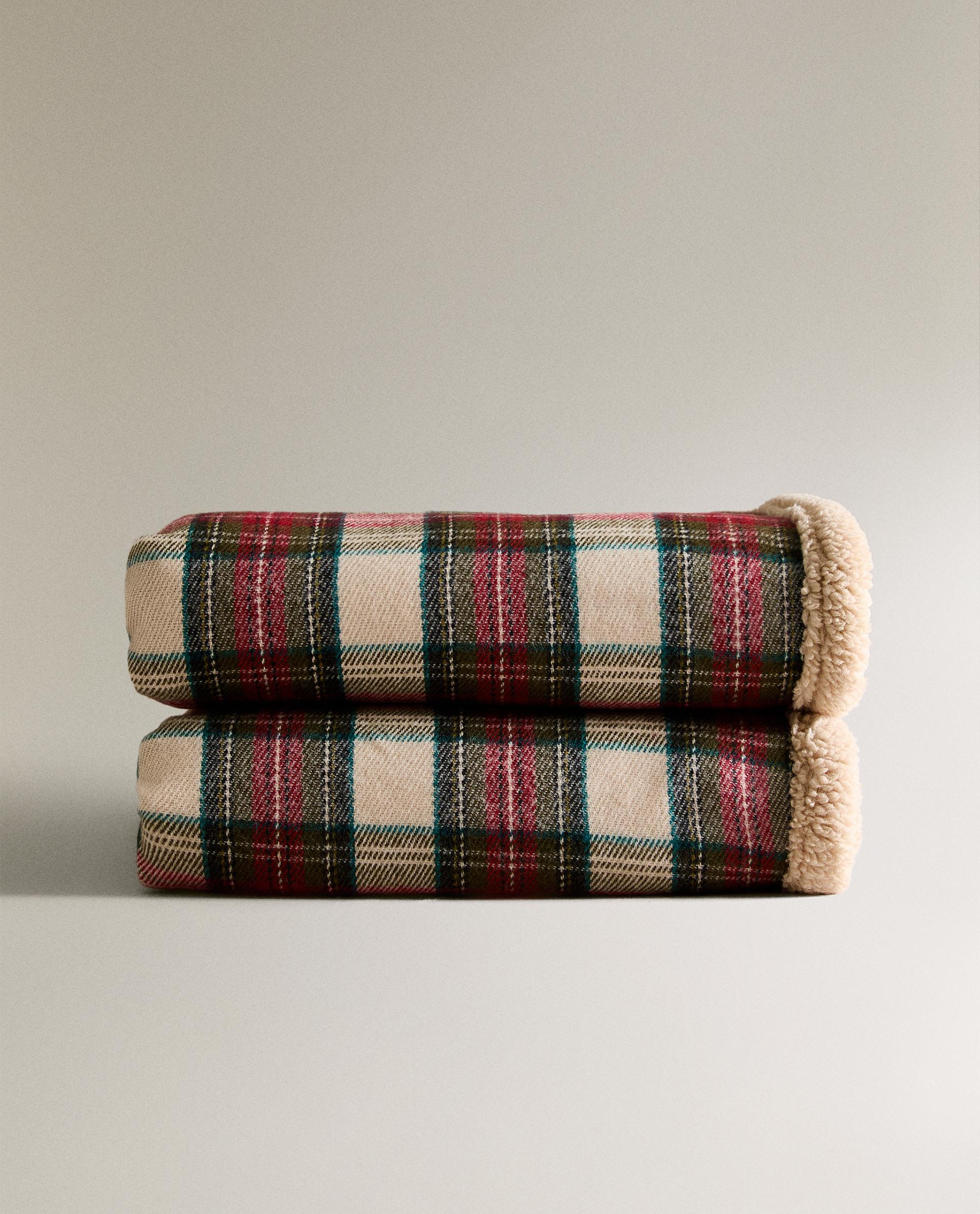 PLAID POLAIRE CARREAUX NOËL