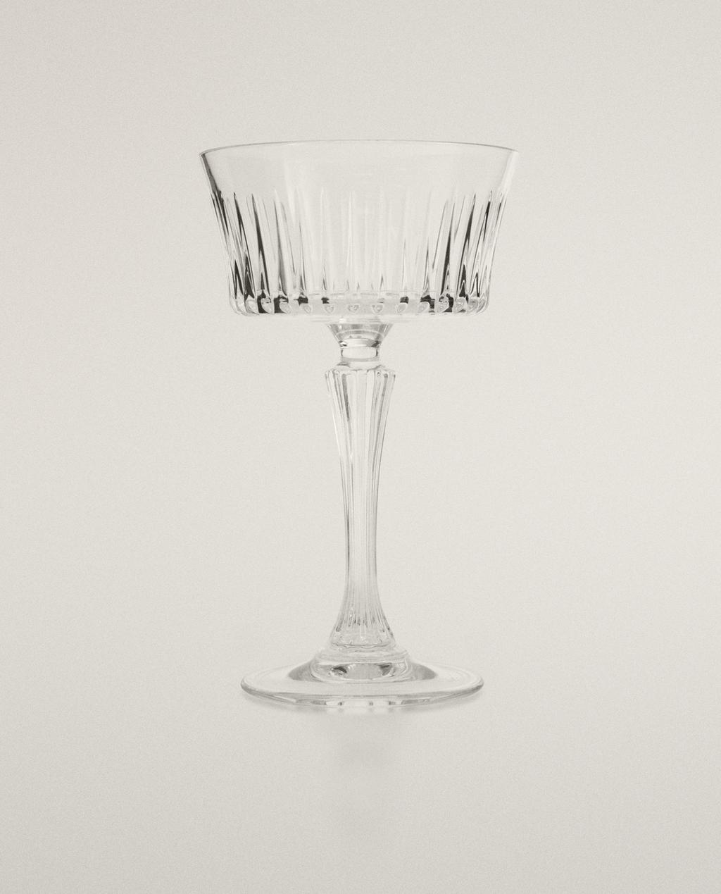 CRYSTALLINE SPARKLING WINE FLUTE WITH RAISED DESIGN