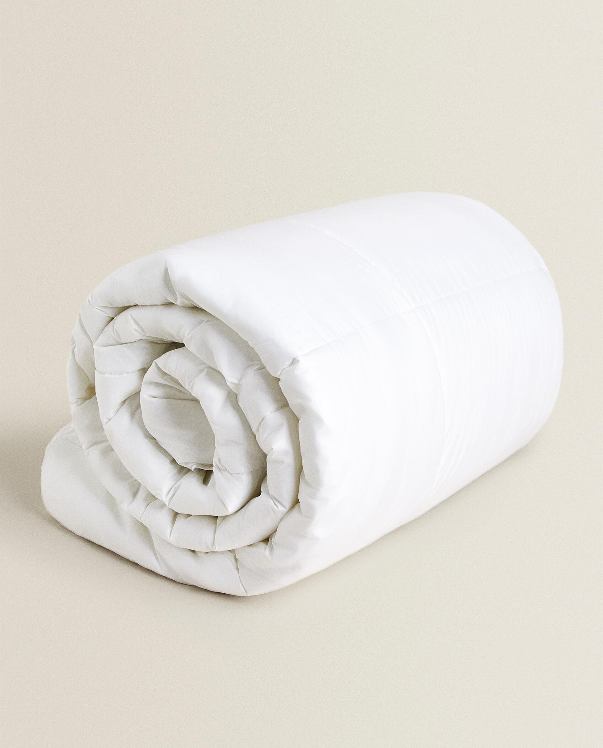 FEATHER TOUCH DUVET FILLING (300 GXM²) product thumbnail 10