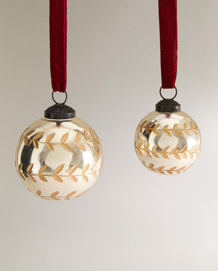 GLASS BAUBLE WITH SPIKES CHRISTMAS TREE DECORATION