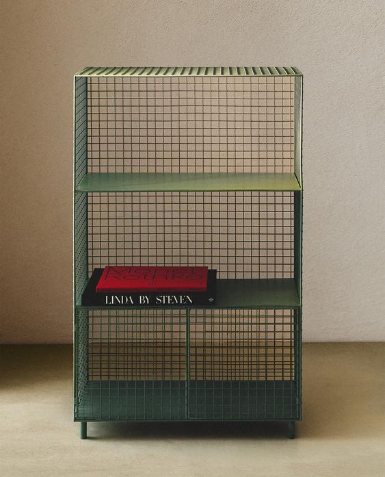 METALEN BOEKENKAST MET DEUREN METALEN BOEKENKAST MET DEUREN