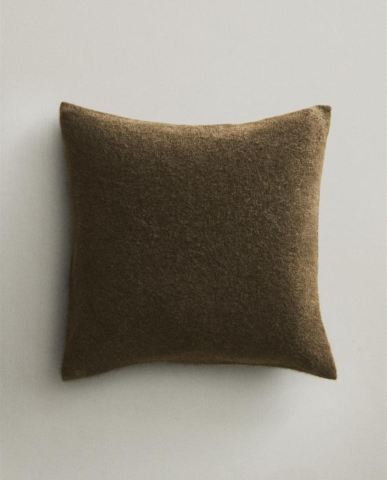 HOUSSE DE COUSSIN EN POINT HOUSSE DE COUSSIN EN POINT