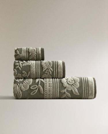 TOALLA BAÑO JACQUARD VELOUR