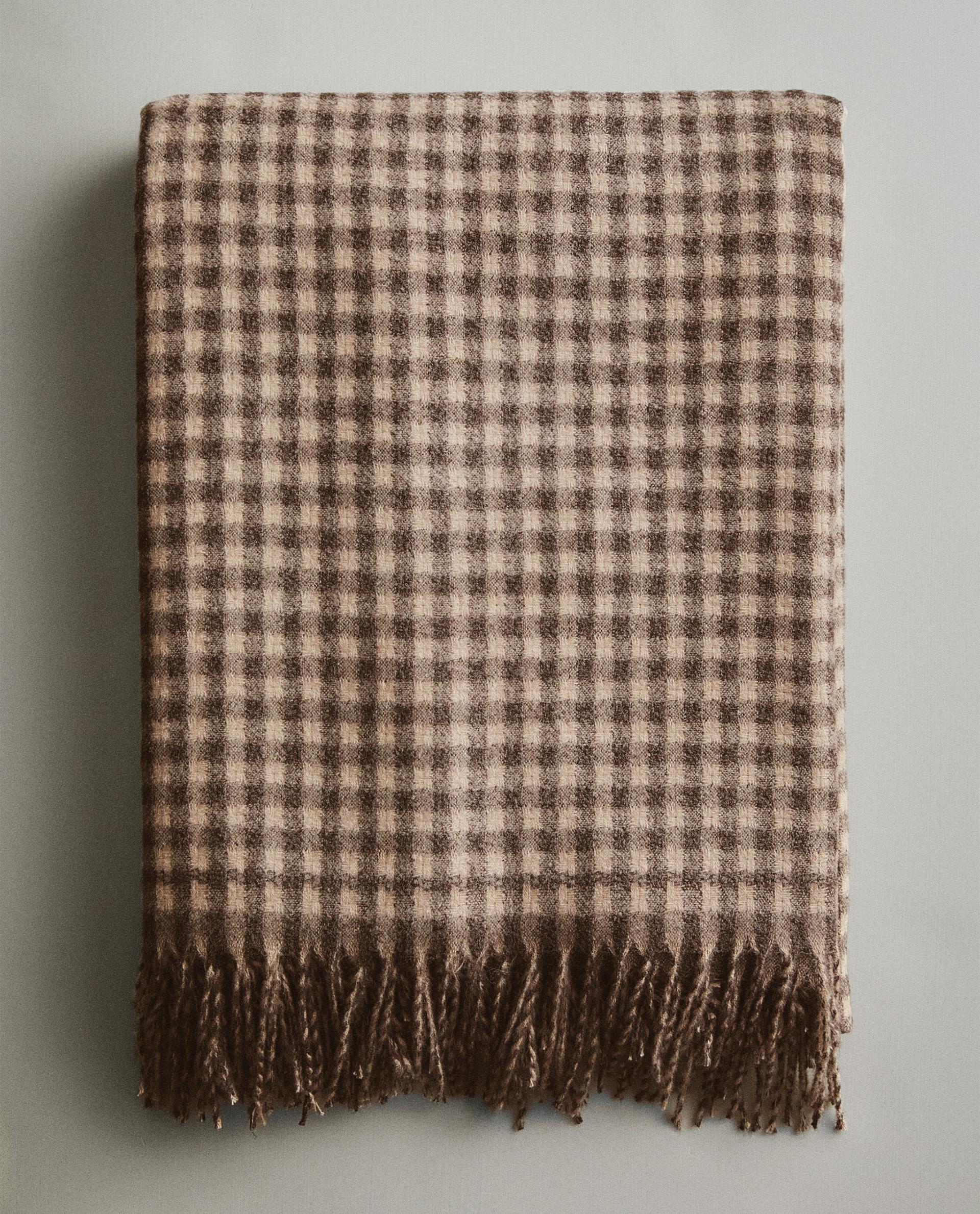 CHECK THROW WITH FRINGING CHECK THROW WITH FRINGING