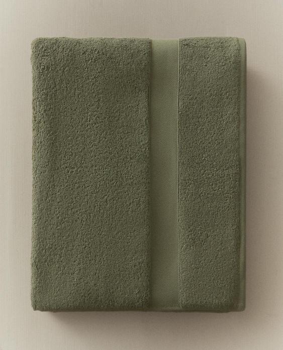 PREMIUM COTTON BATH TOWEL (600 GXM²)