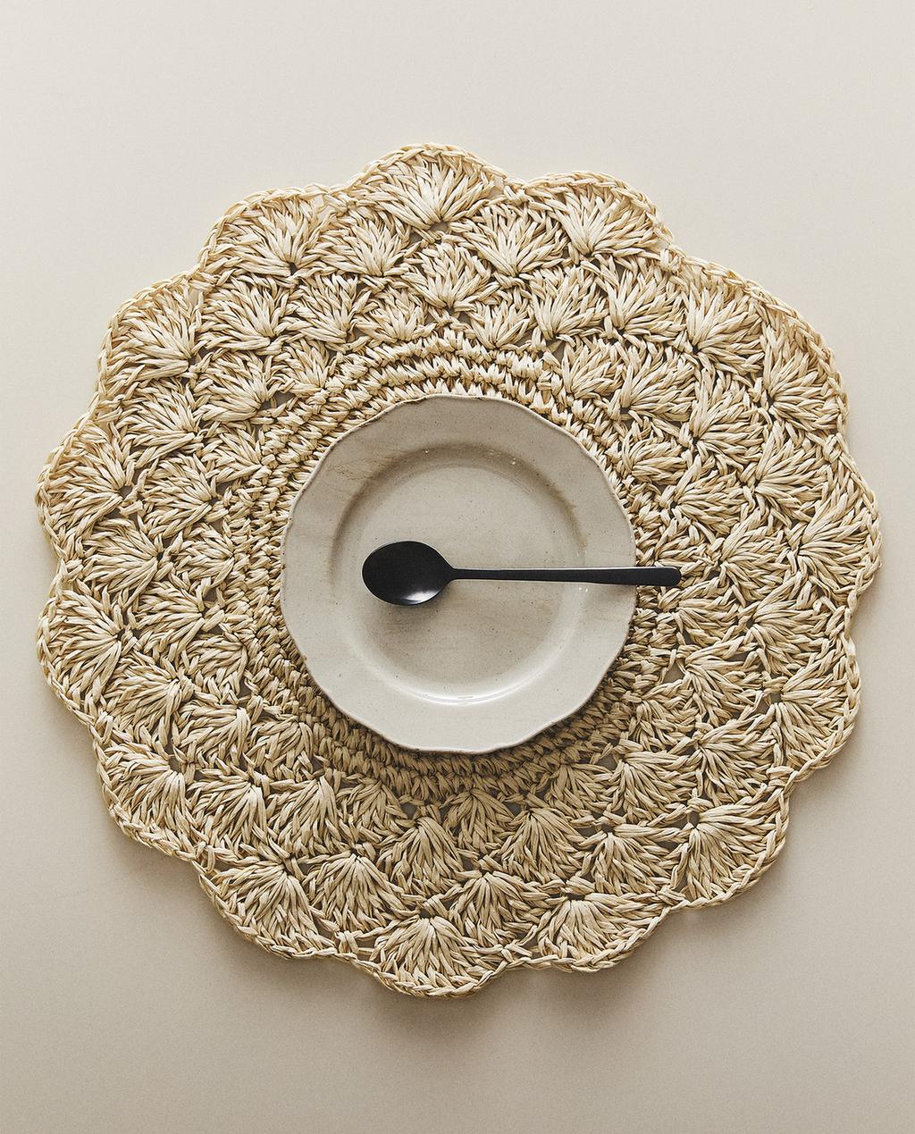 VIRKAT BORDSTABLETT VIRKAT BORDSTABLETT