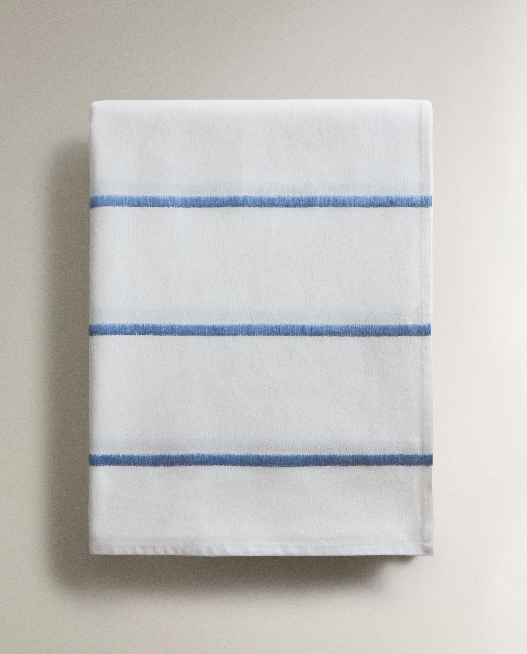 TABLECLOTH WITH EMBROIDERED STRIPES product thumbnail 5