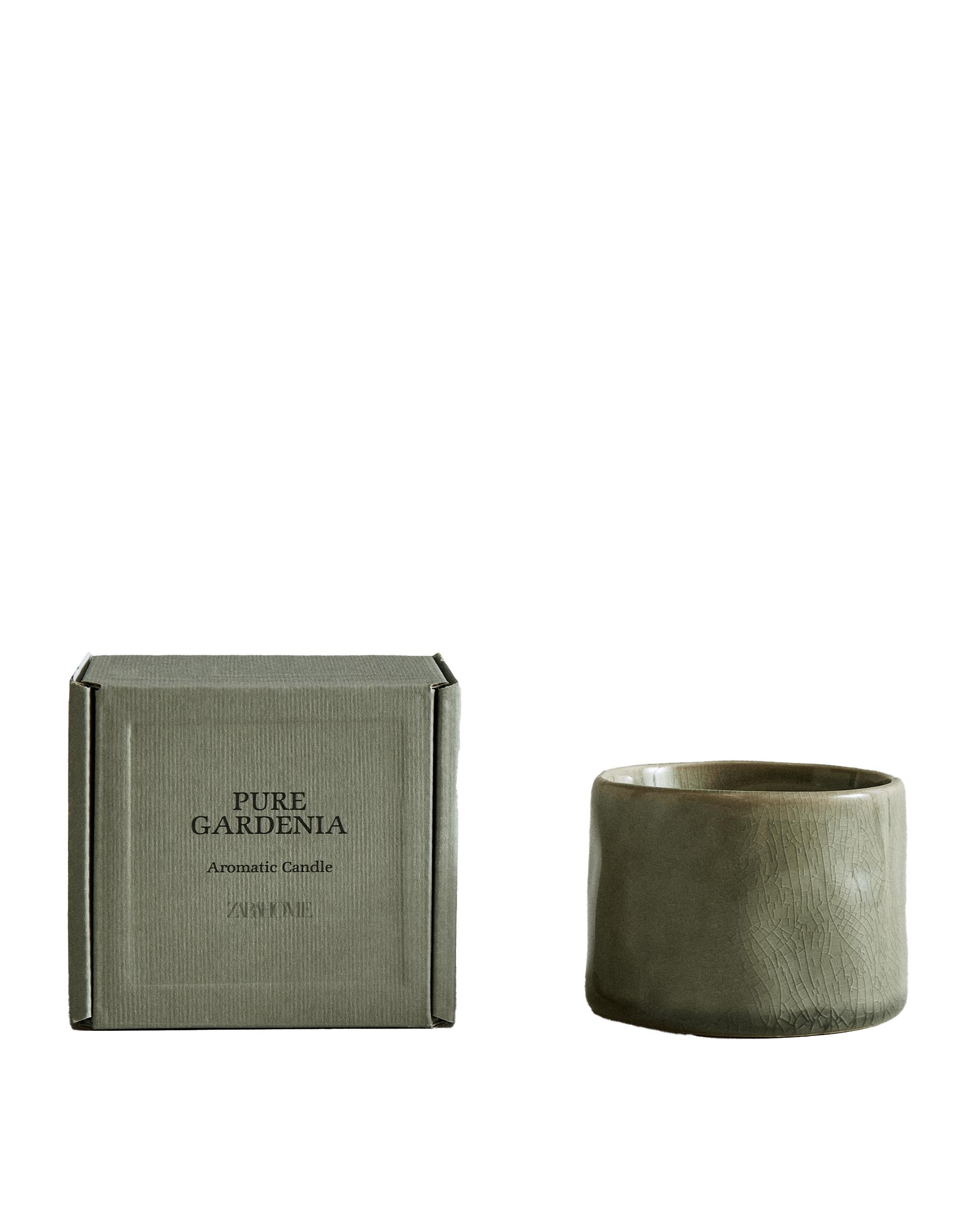 PURE GARDENIA AND FLORAL BEYOND SCENTED CANDLES product thumbnail 6
