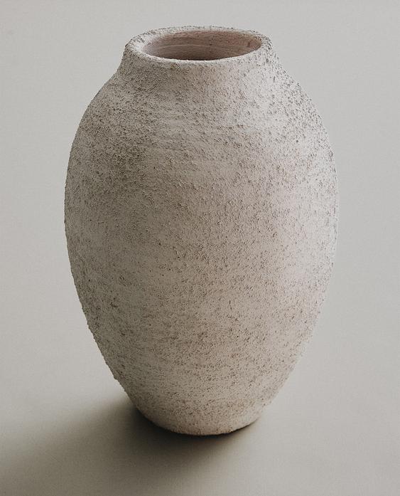 ROUGH-EFFECT CERAMIC VASE ROUGH-EFFECT CERAMIC VASE