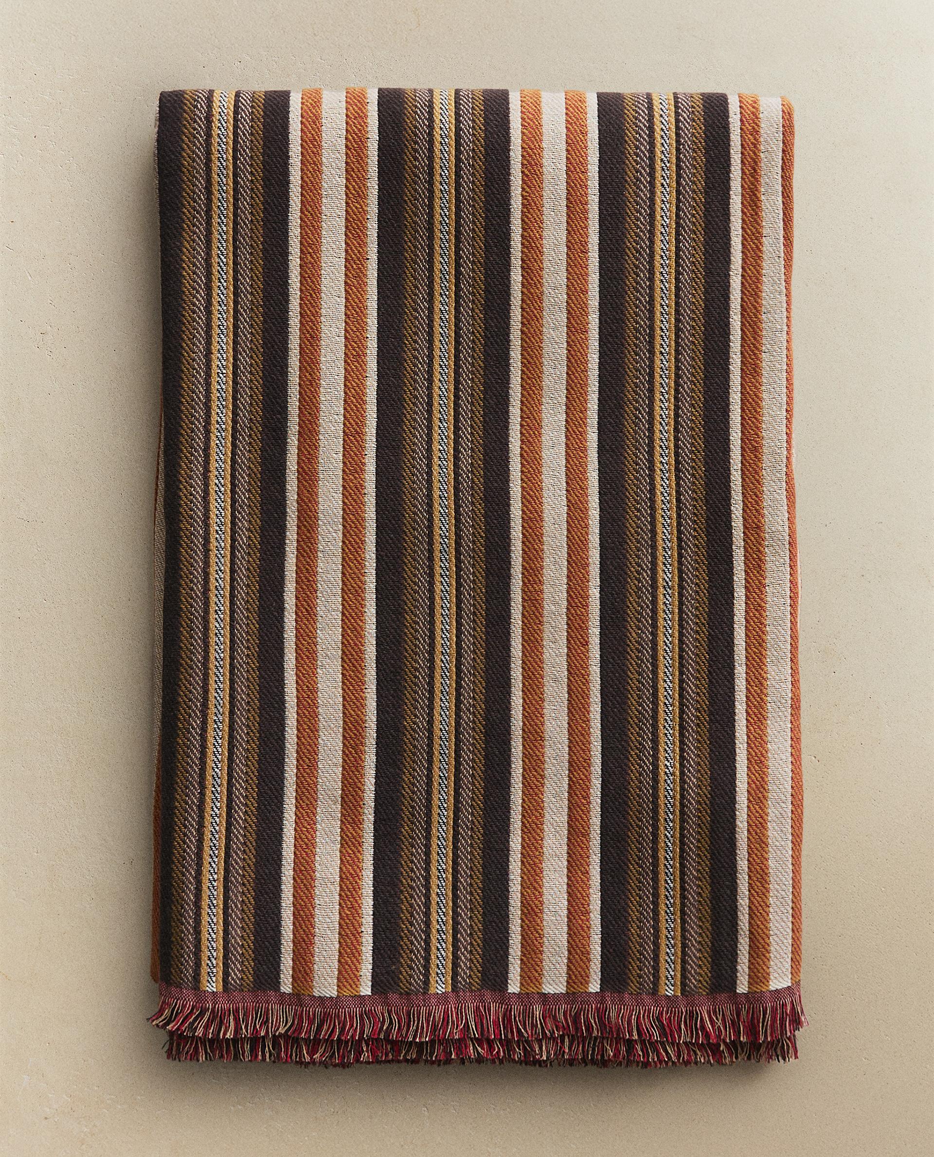 フリンジニット ブランケット | Zara Home 日本/Japan