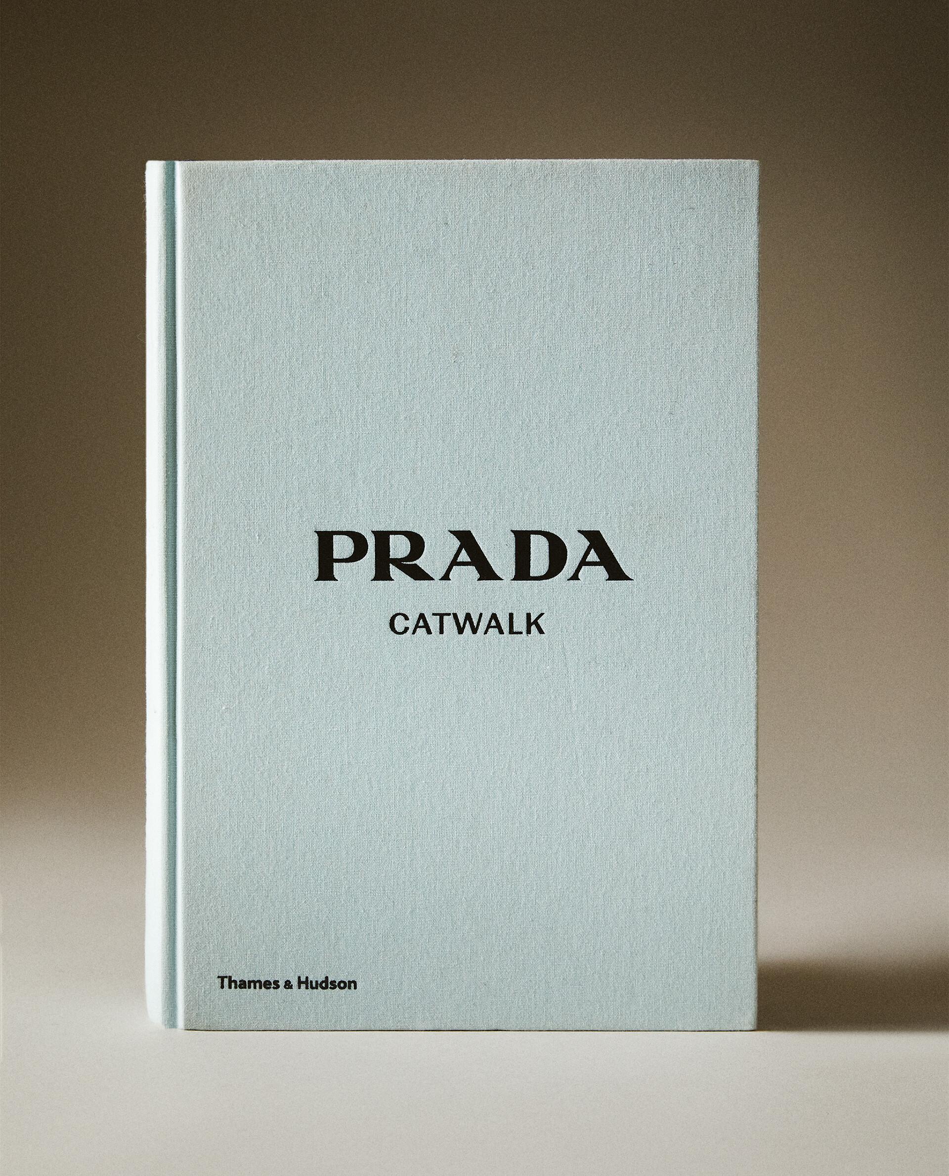 『PRADA Catwalk』洋書 英語版 Prada Catwalk The Complete Collections /anglais: FRANKEL