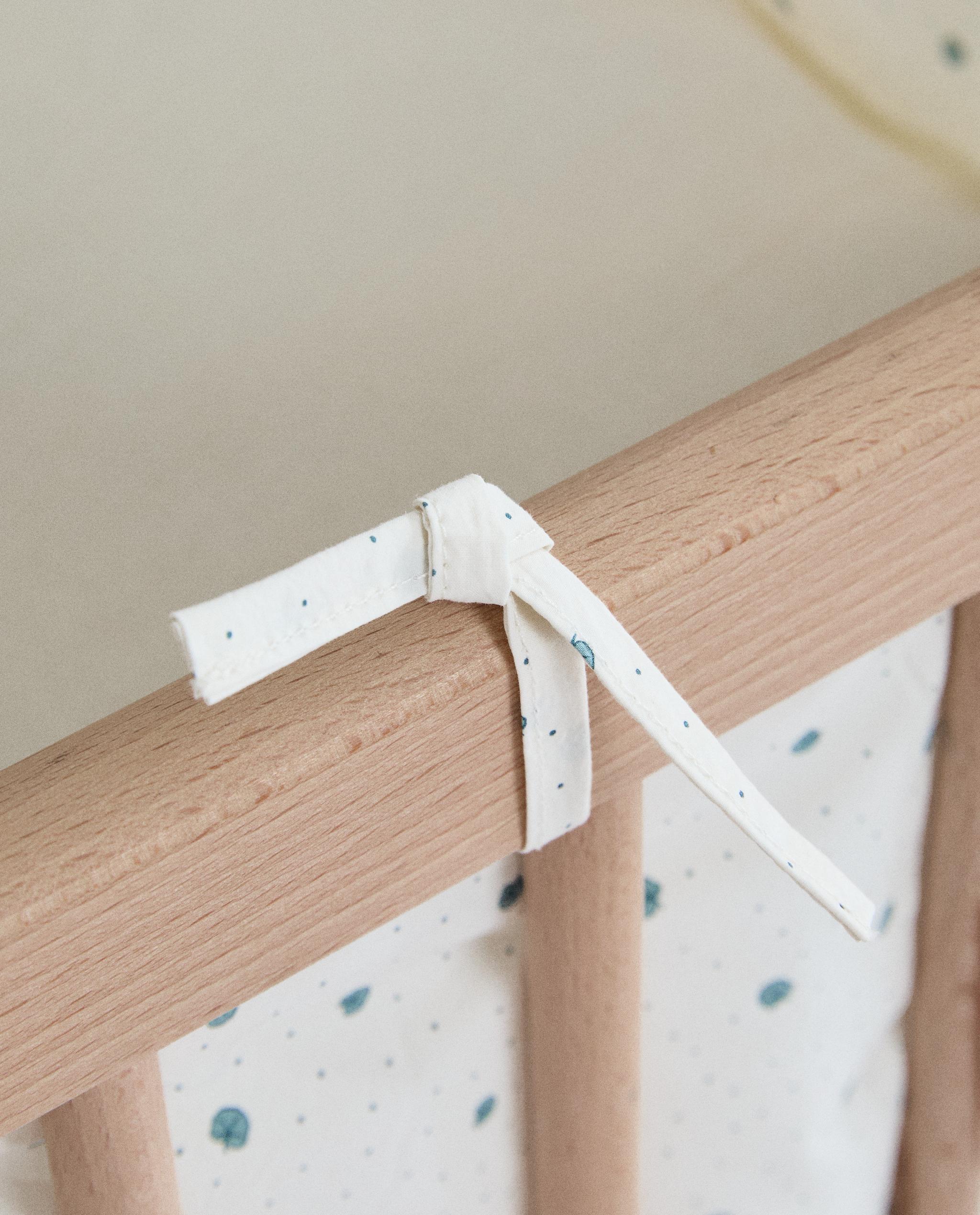 LEAF PRINT COTTON BABY COT BUMPER COVER product thumbnail 4