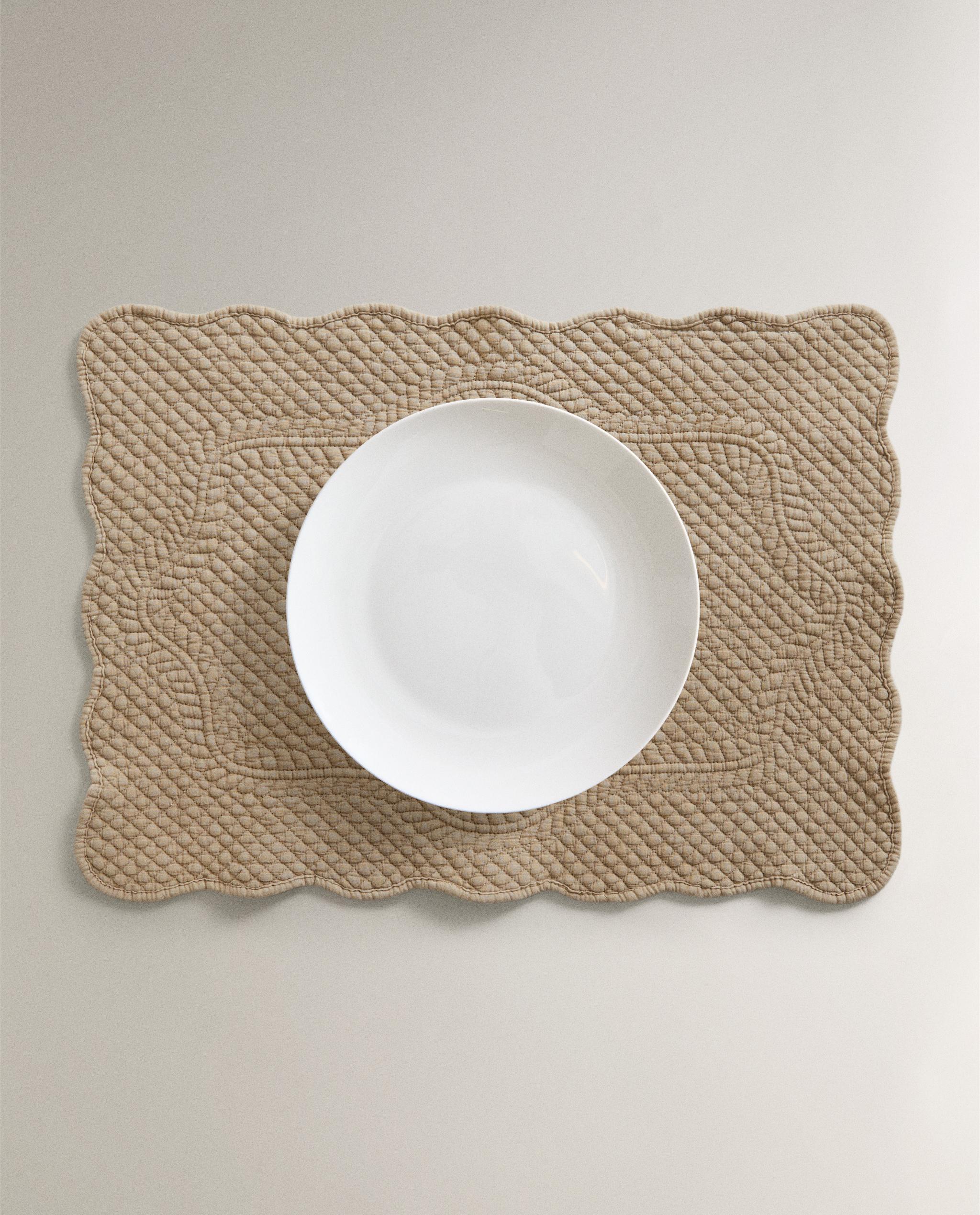 QUILTED PLACEMAT product thumbnail 11