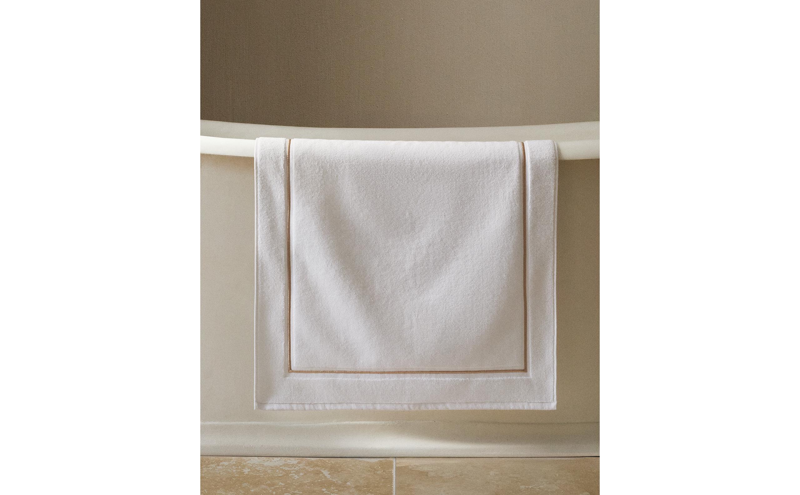 BATH MAT WITH TRIM product thumbnail 11