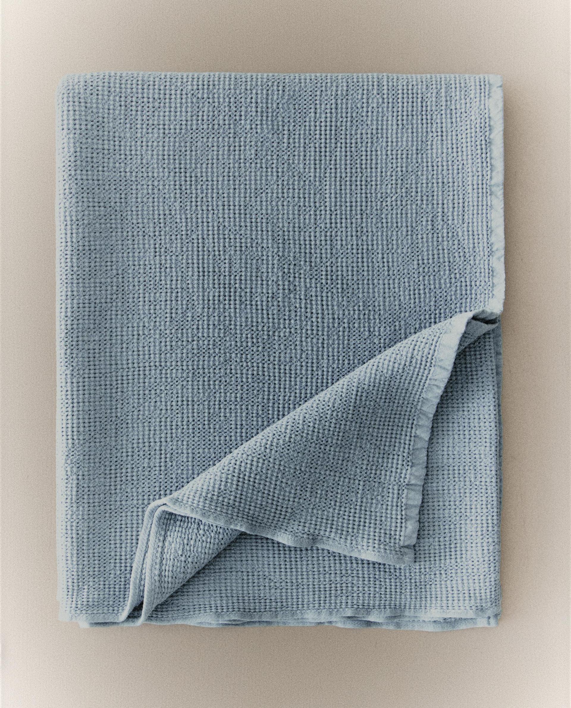 MINI WAFFLE BATH TOWEL MINI WAFFLE BATH TOWEL
