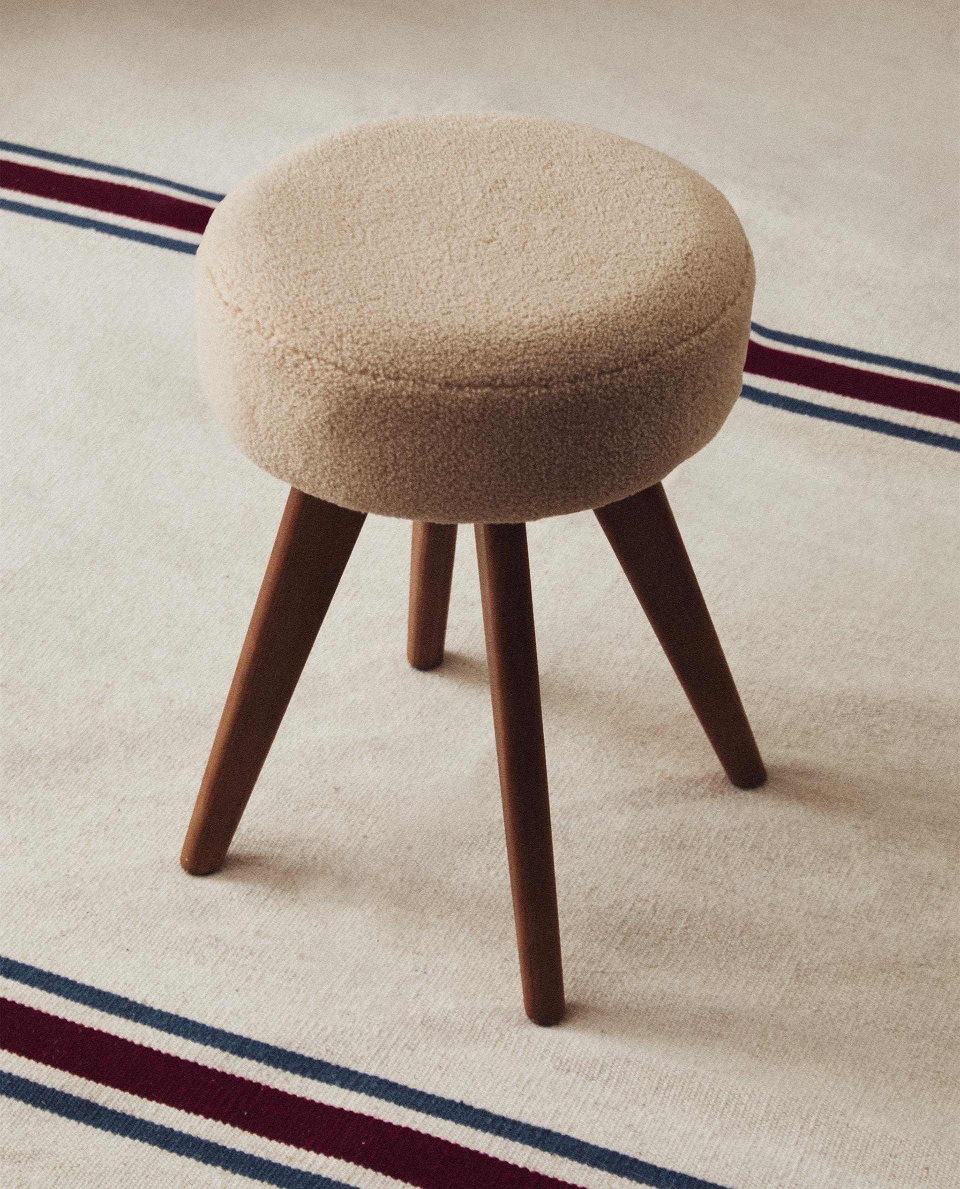 ムートンテイストのスツール | Zara Home 日本/Japan
