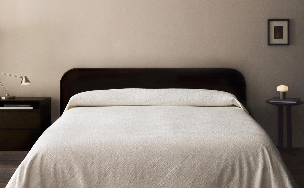 شرشف قطن بتصميم هندسي شرشف قطن بتصميم هندسي