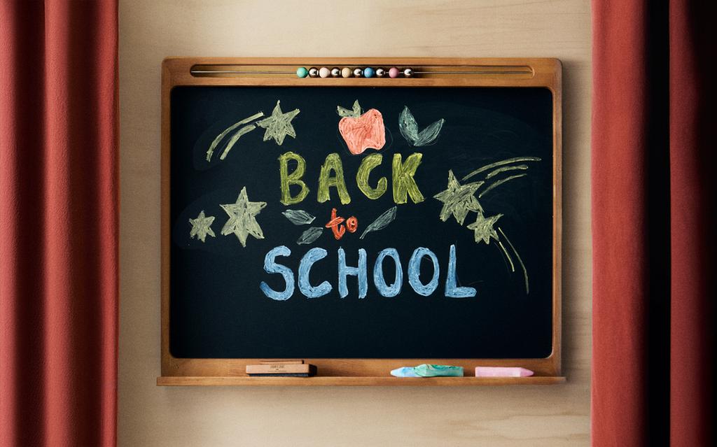 KIDS' WOODEN BLACKBOARD