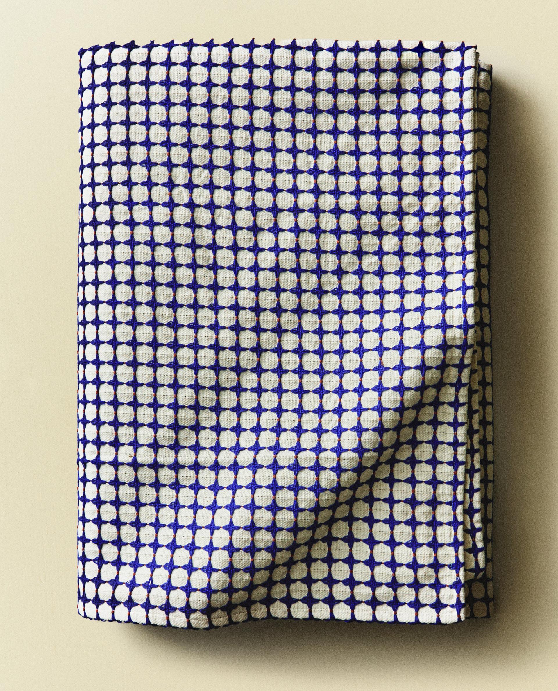 REVERSIBLE WAFFLE-KNIT COTTON BEDSPREAD X COLLAGERIE