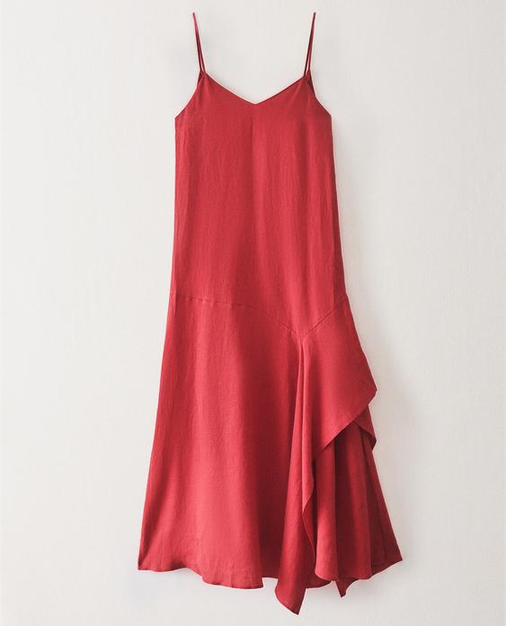 ASIMETRIČNA LANENA OBLEKA ZA NA PLAŽO