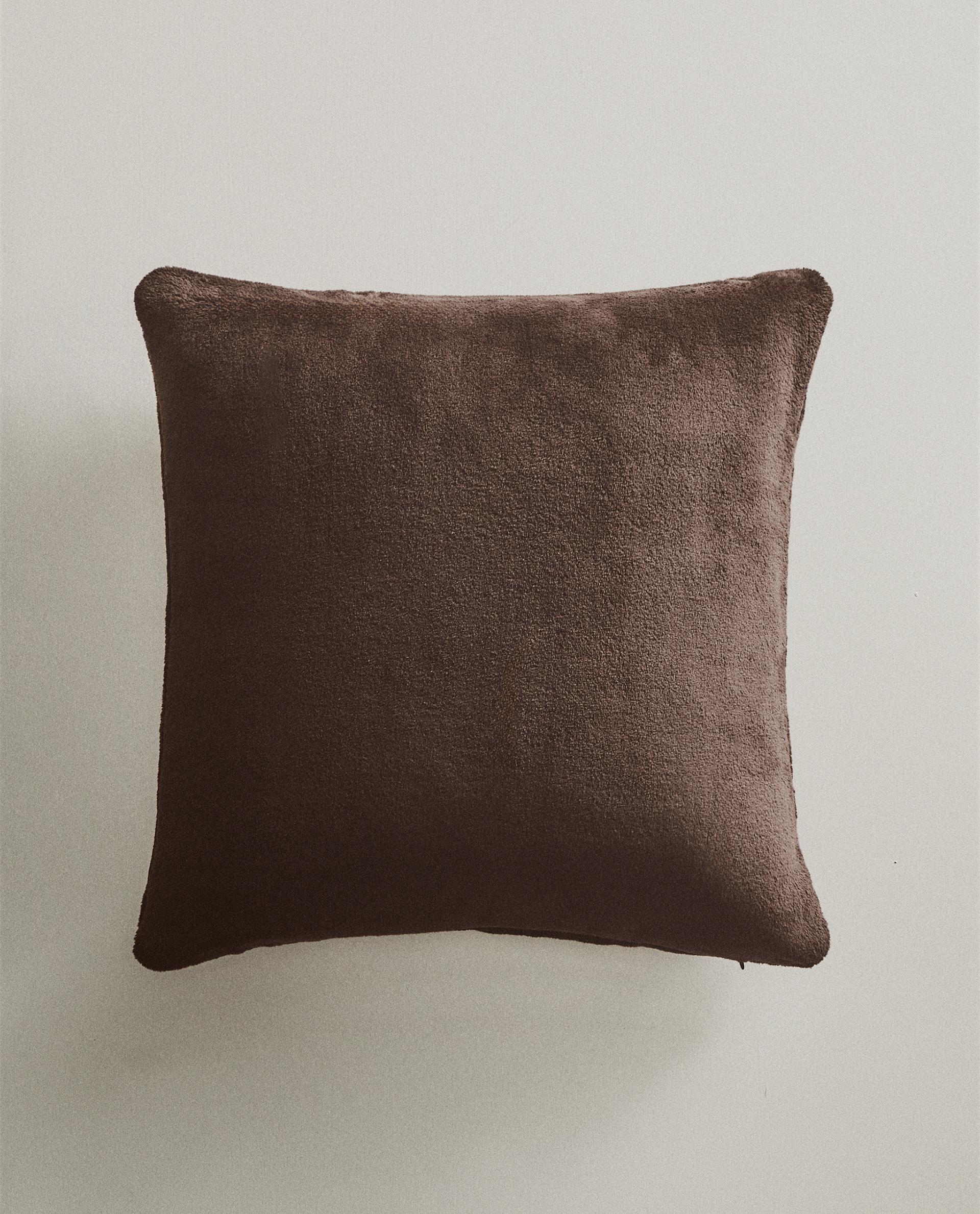 イレギュラー フェイクファー ラグ スモール | Zara Home 日本/Japan