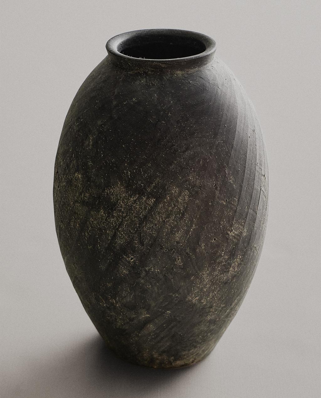 TEXTURED CERAMIC VASE